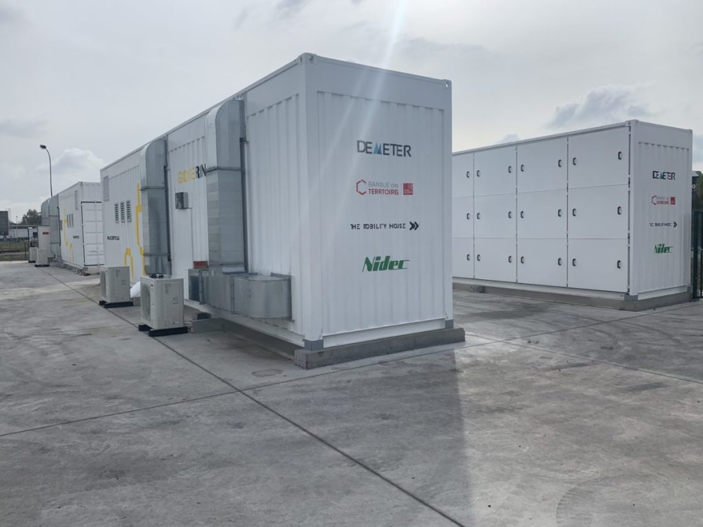 Mobility House завершает строительство первой во Франции системы energy storage второстепенных автомобильных АКБ с возможностью энергосбережения.